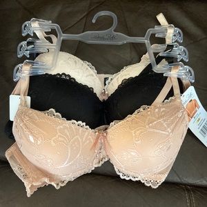 NWT Rene Rofe set of 3 double push-up bras